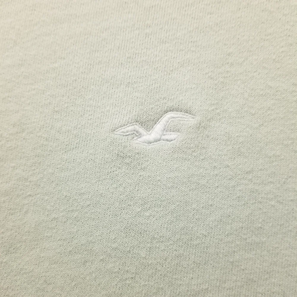 Hollister Cozy Top Bundle - Picture 7 of 10